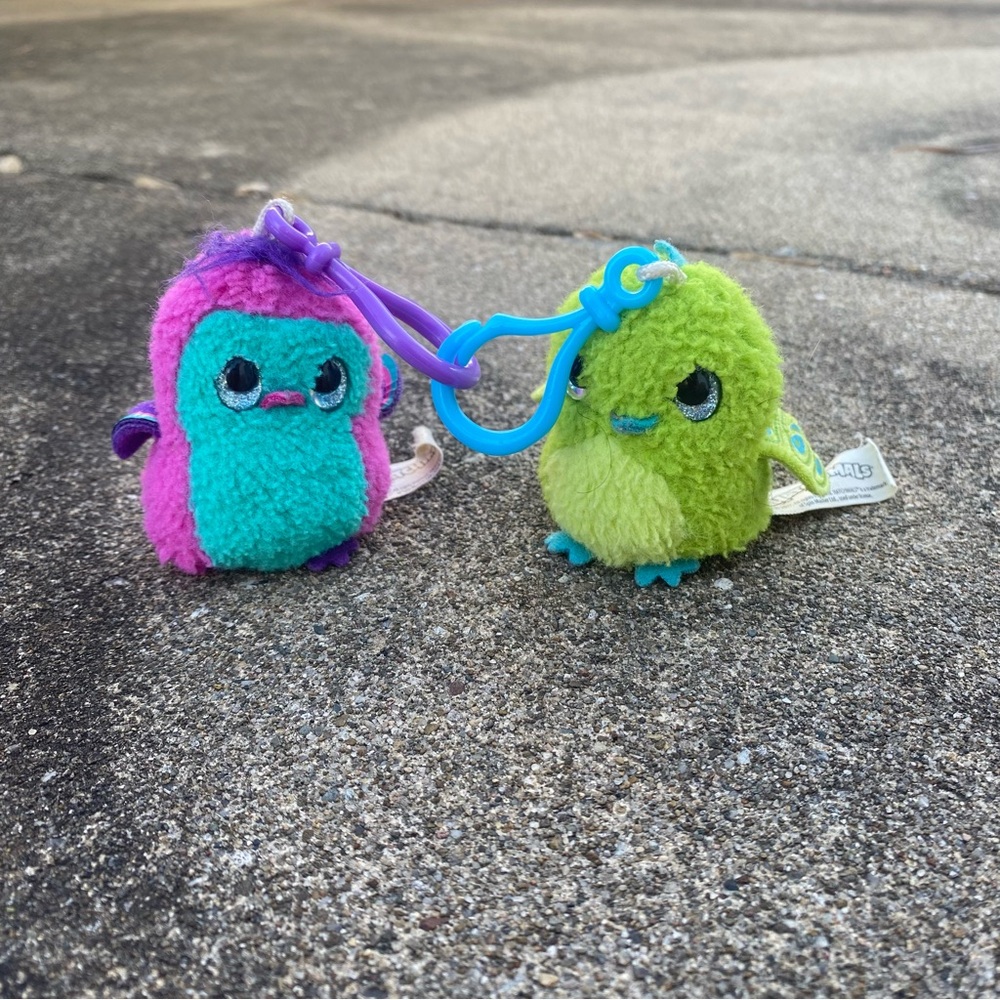 Hatchimals Plush Clip On Backpack Buddies Set of 2 Pink Green Bird Mini‎ Toys